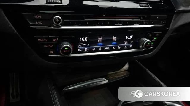 BMW 5 Series (G30) id 3203900 из Кореи 7