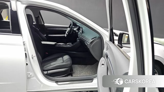 Hyundai Sonata (DN8) id 3922702 из Кореи 7