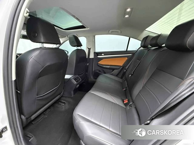 Volkswagen Bora id 4260225 из Китая 7