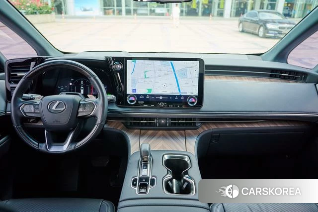 Lexus LM id 4290837 из Китая 7