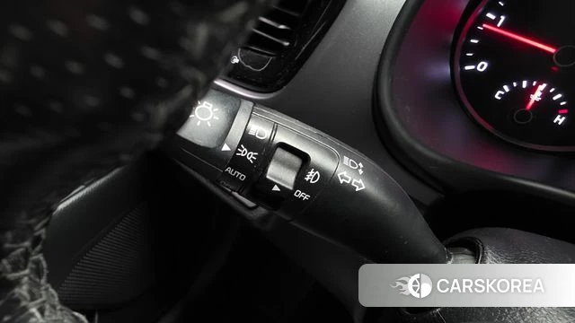 Kia Stonic id 4850009 из Кореи 7