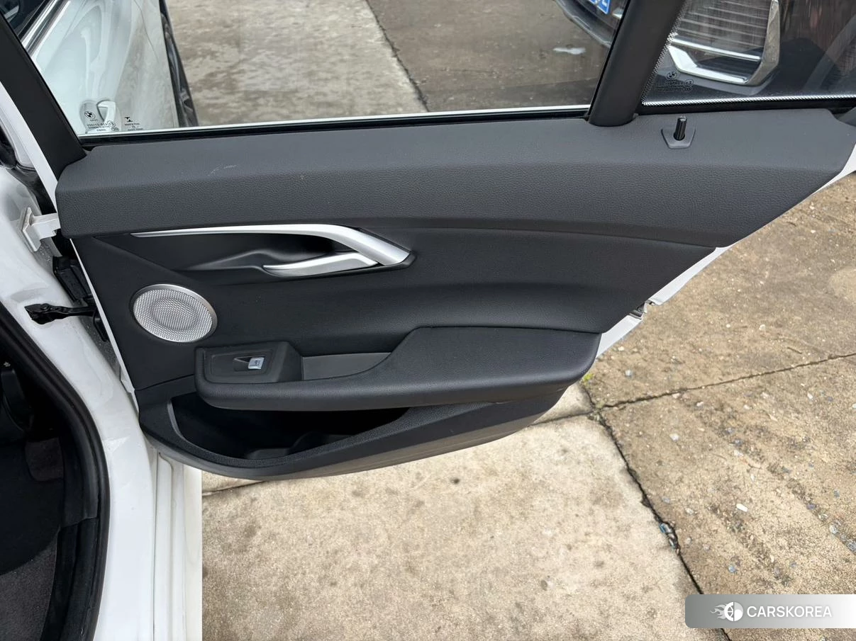BMW 1 series id 4486205 из Китая 7