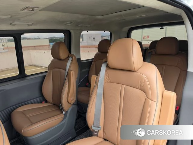 Hyundai Staria id 4359901 из Кореи 7