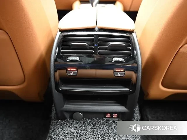 BMW 5 Series (G30) id 3023261 из Кореи 7