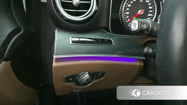 Mercedes-Benz E-Class W213 id 3396790 из Кореи 7