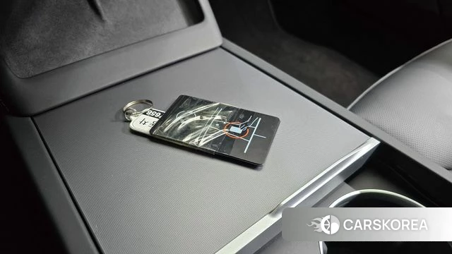 Tesla Model 3 id 4607845 из Кореи 7