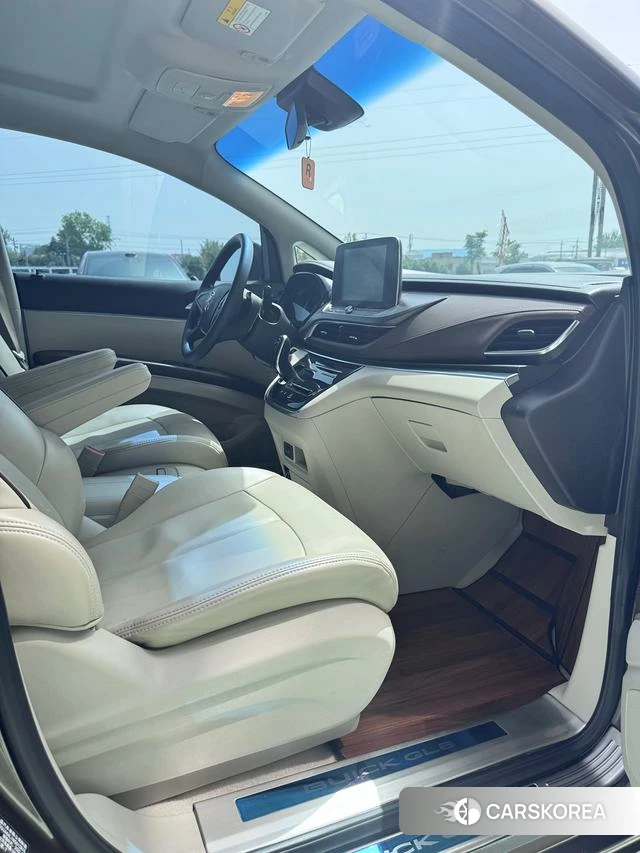 Buick GL8 id 4210510 из Китая 7