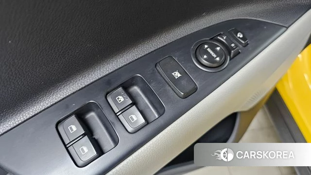 Kia Stonic id 4785851 из Кореи 7
