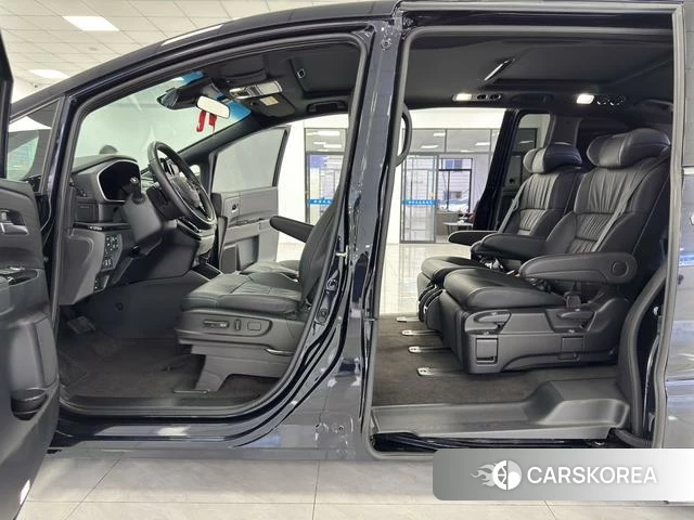 Honda Odyssey id 4260916 из Китая 7
