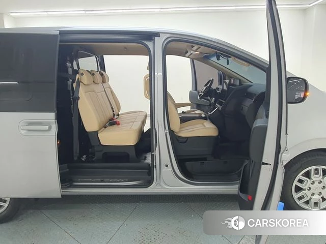 Hyundai Staria id 3964055 из Кореи 7