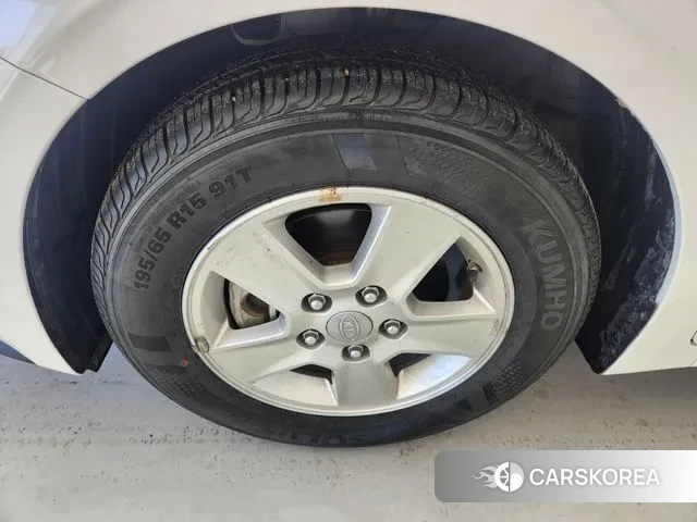 Kia Come New K3 id 3741581 из Кореи 7