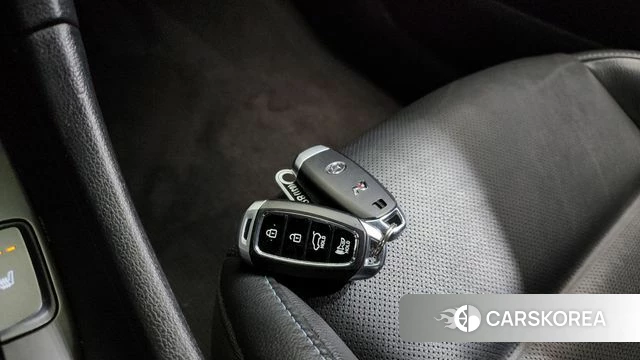 Hyundai Veloster (JS) id 4285361 из Кореи 7