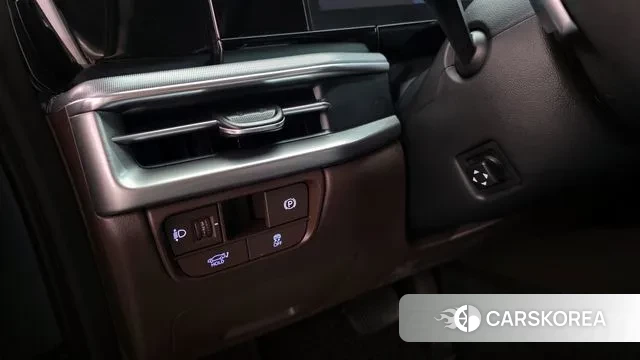 Hyundai Grandeur (GN7) id 3378035 из Кореи 7