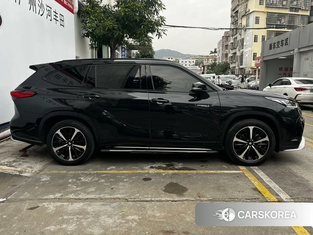Toyota Crown Lufang id 4262211 из Китая 7