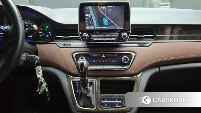 Hyundai The New Grand Starex id 3917470 из Кореи 7