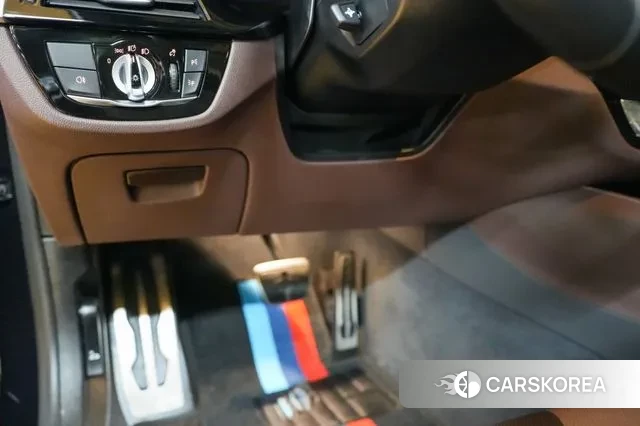 BMW 5 Series (G30) id 3383791 из Кореи 7