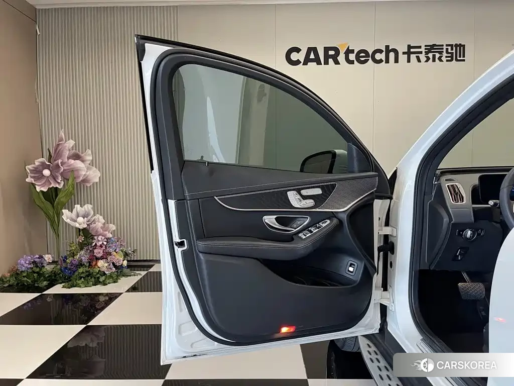 Mercedes-Benz EQC id 4680646 из Китая 7