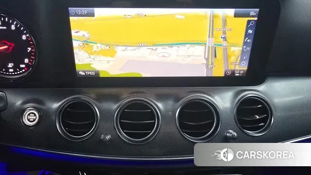 Mercedes-Benz E-Class W213 id 3622374 из Кореи 7