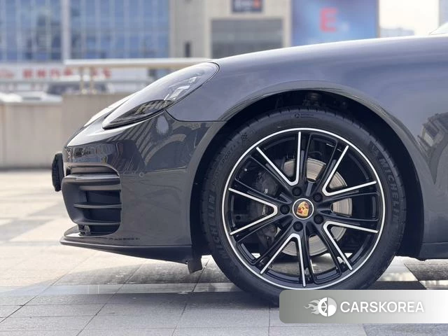 Porsche Panamera id 3920854 из Китая 7