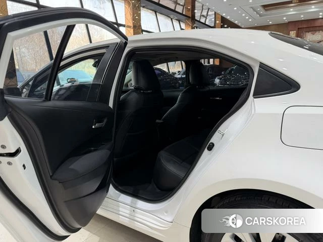 Toyota Corolla id 4257089 из Китая 7