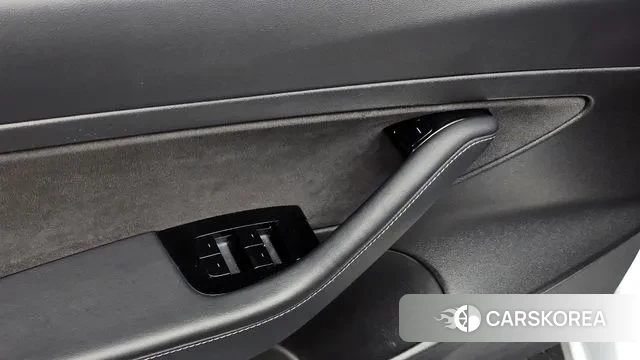 Tesla Model 3 id 3451549 из Кореи 7