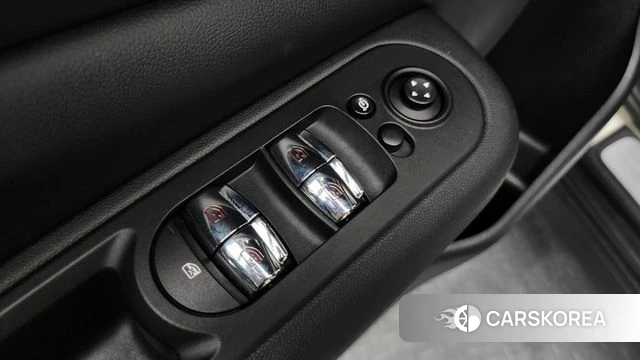 Mini Cooper Clubman id 4759326 из Кореи 7