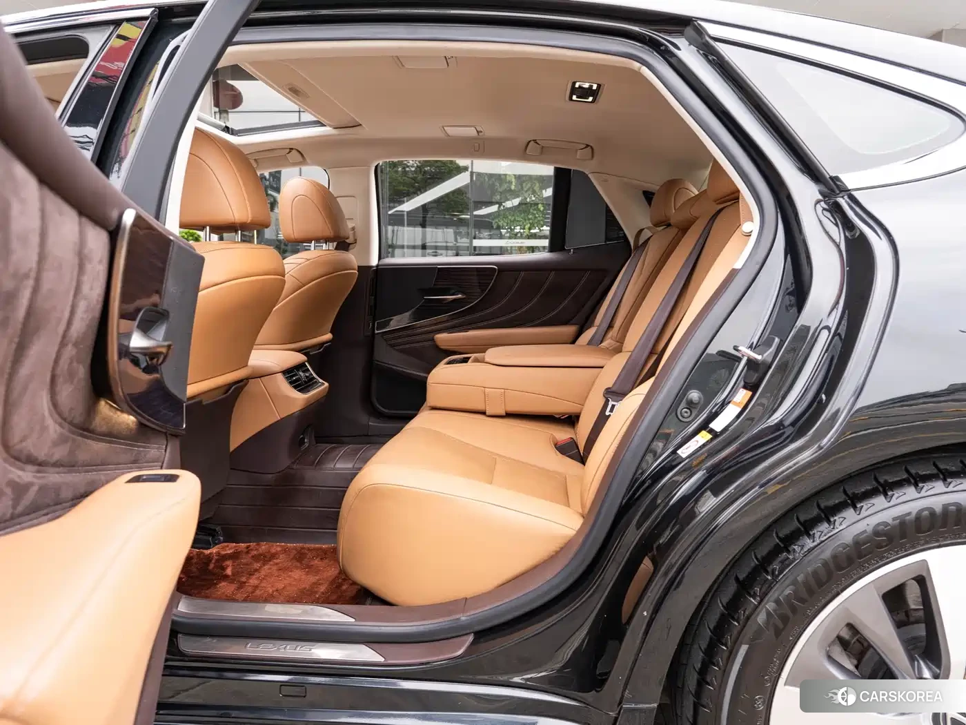 Lexus LS id 4539308 из Китая 8
