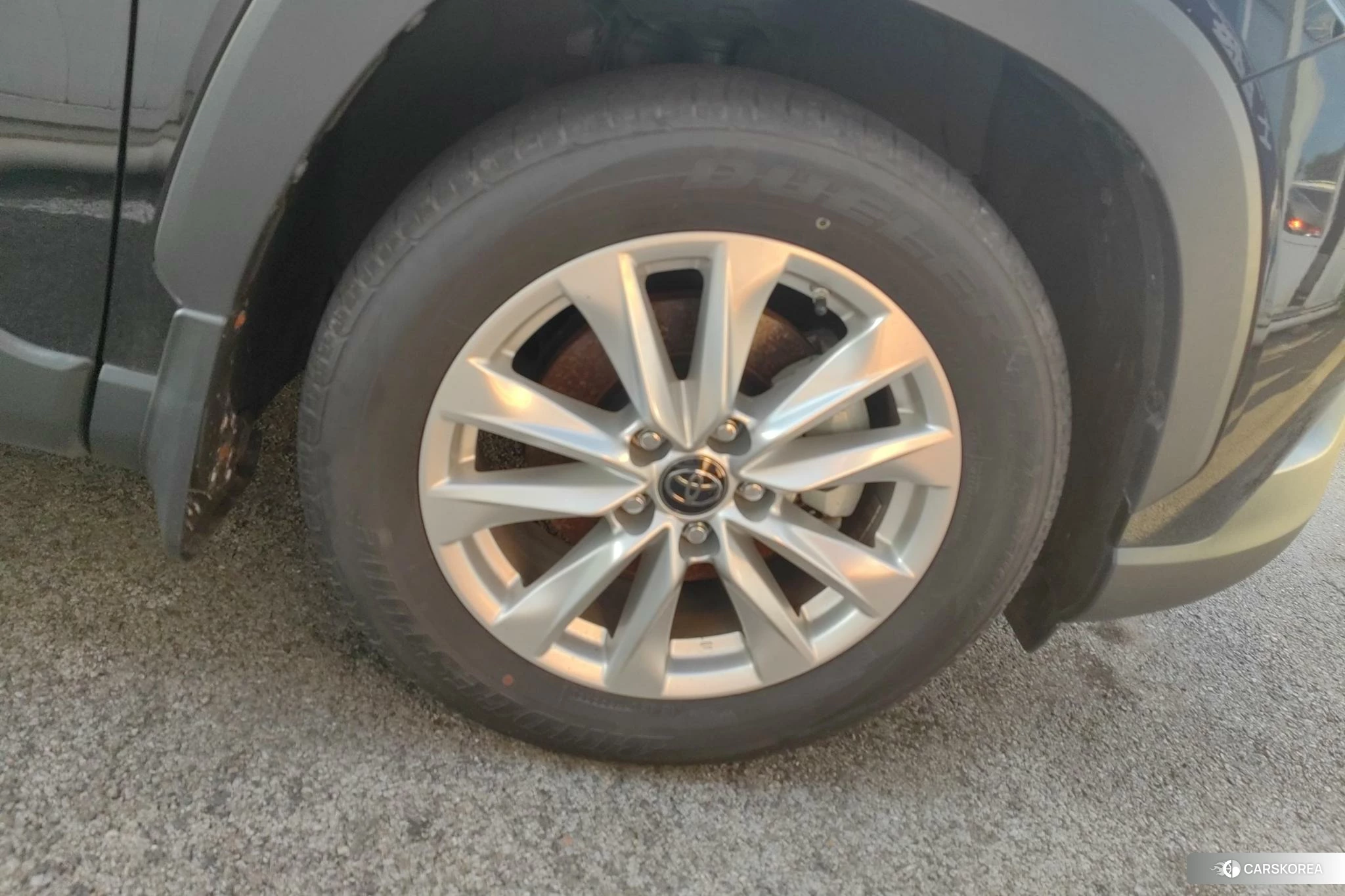 Toyota Corolla id 4454253 из Китая 7