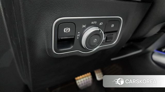 Mercedes-Benz GLA - Class H247 id 4881784 из Кореи 7