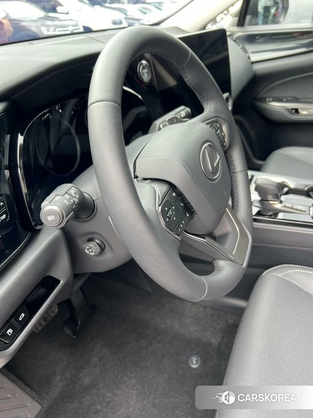 Lexus NX PHEV id 4272356 из Китая 7