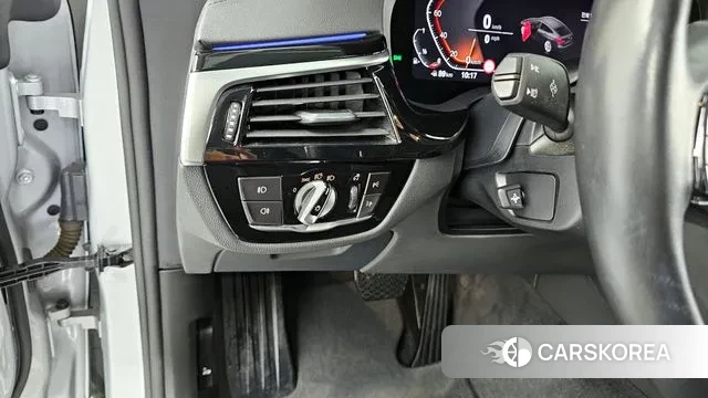 BMW 6 Series GT (G32) id 3000023 из Кореи 7