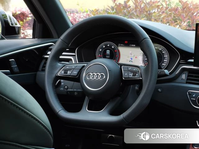 Audi A4L id 4265113 из Китая 7