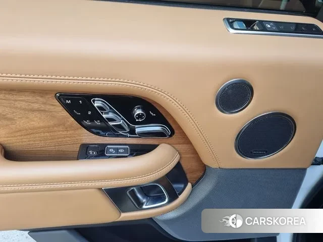 Land Rover Range Rover 4th Generation id 3530499 из Кореи 7