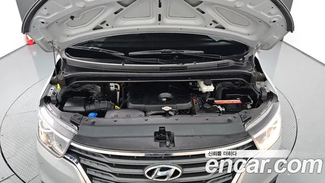 Hyundai The New Grand Starex id 2649429 из Кореи 7