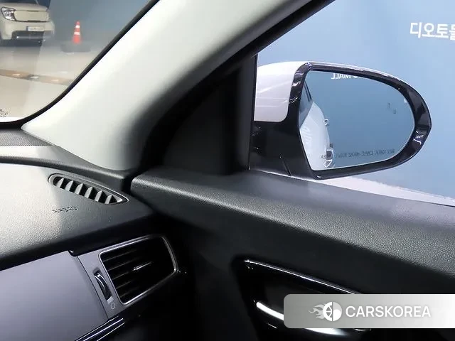 Kia Niro EV id 3049312 из Кореи 7