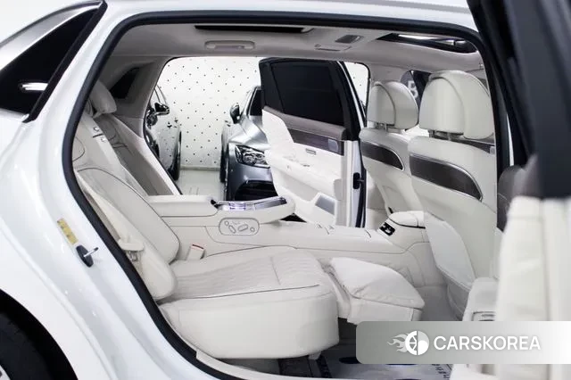 Genesis G90 (RS4) id 2968442 из Кореи 7