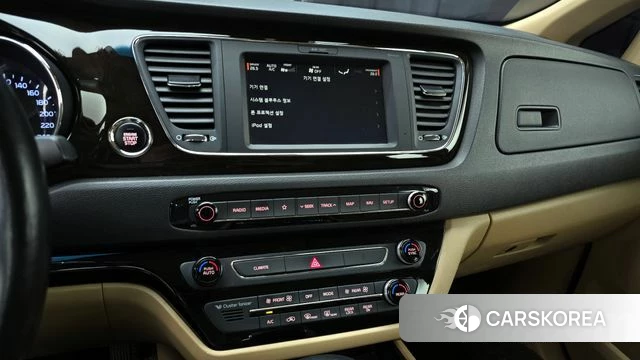 Kia The New Carnival id 3853452 из Кореи 7