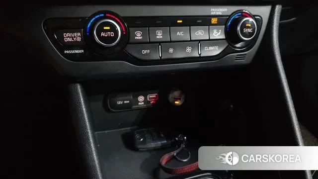 Kia Niro id 3045554 из Кореи 7