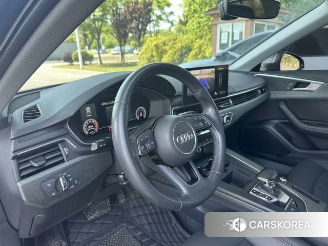 Audi A4L id 4262043 из Китая 7
