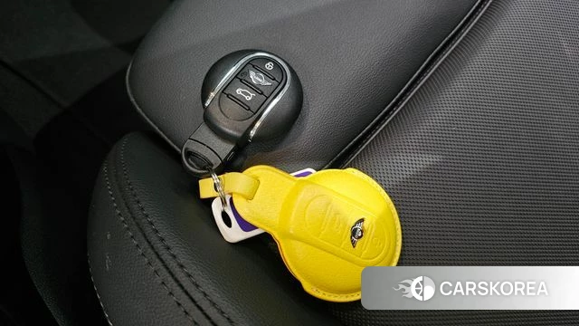 Mini Cooper Clubman id 4195563 из Кореи 7