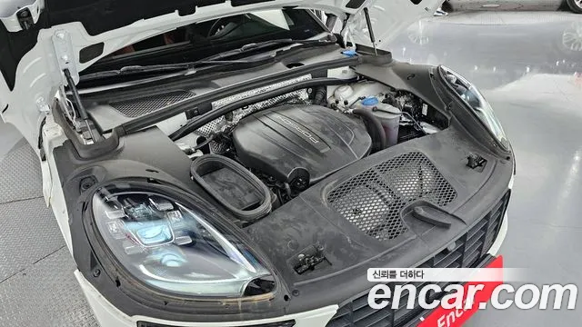 Porsche Macan id 2685209 из Кореи 7