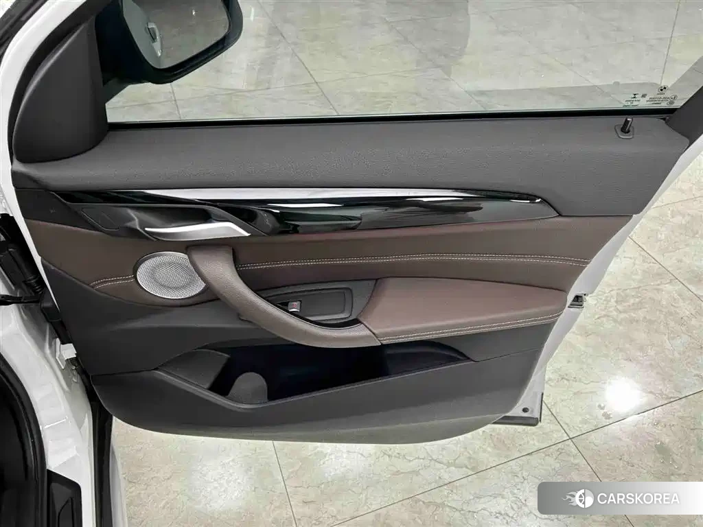 BMW X1 id 4576338 из Китая 7