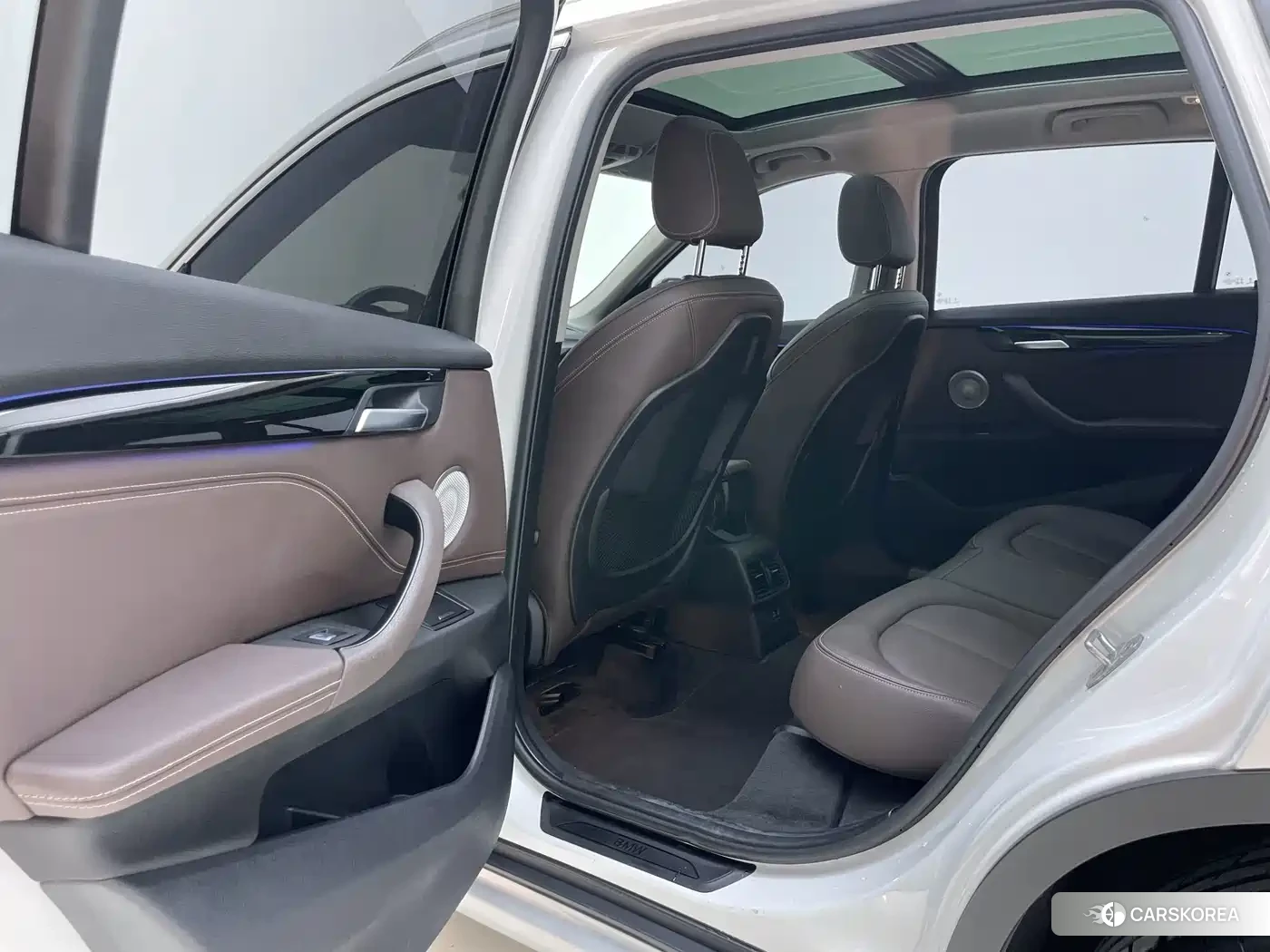 BMW X1 id 4685949 из Китая 7