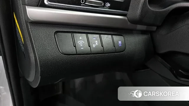 Hyundai Avante AD id 3336635 из Кореи 7