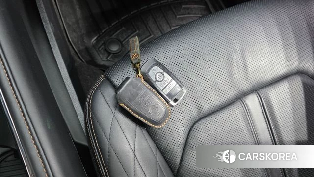 Ford Expeditation id 4619200 из Кореи 7