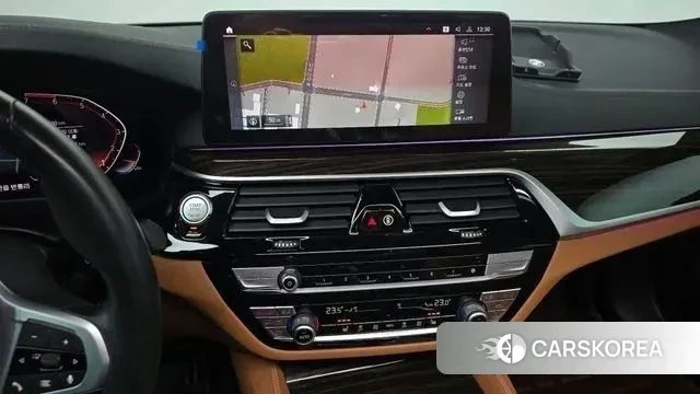 BMW 5 Series (G30) id 3459205 из Кореи 7