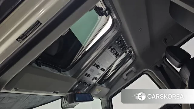 Ineos Grenadier id 3528407 из Кореи 7