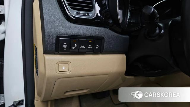 Kia The New Carnival id 4568525 из Кореи 7