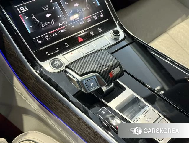 Audi A8 id 4273267 из Китая 7