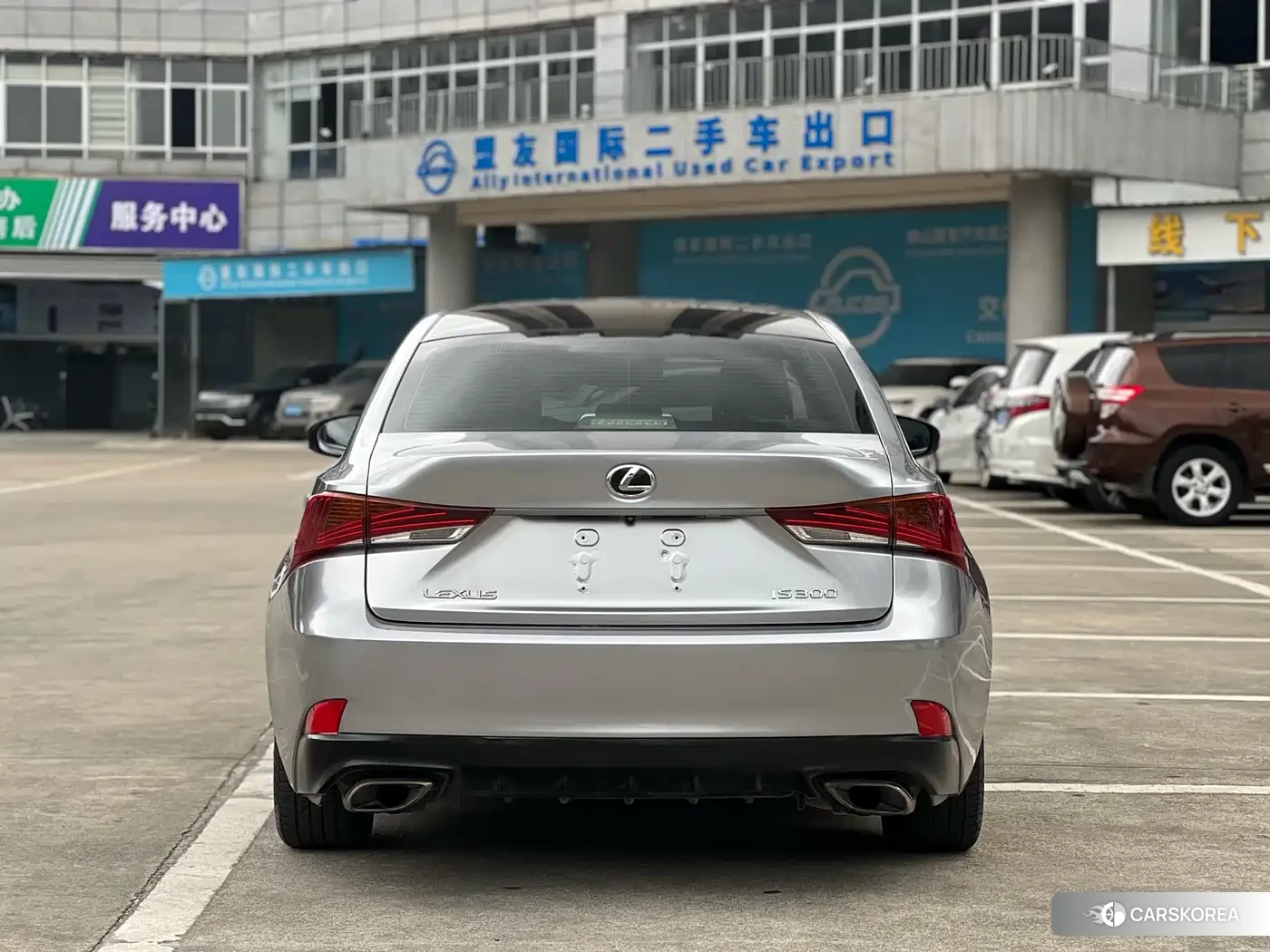 Lexus IS id 4600917 из Китая 8